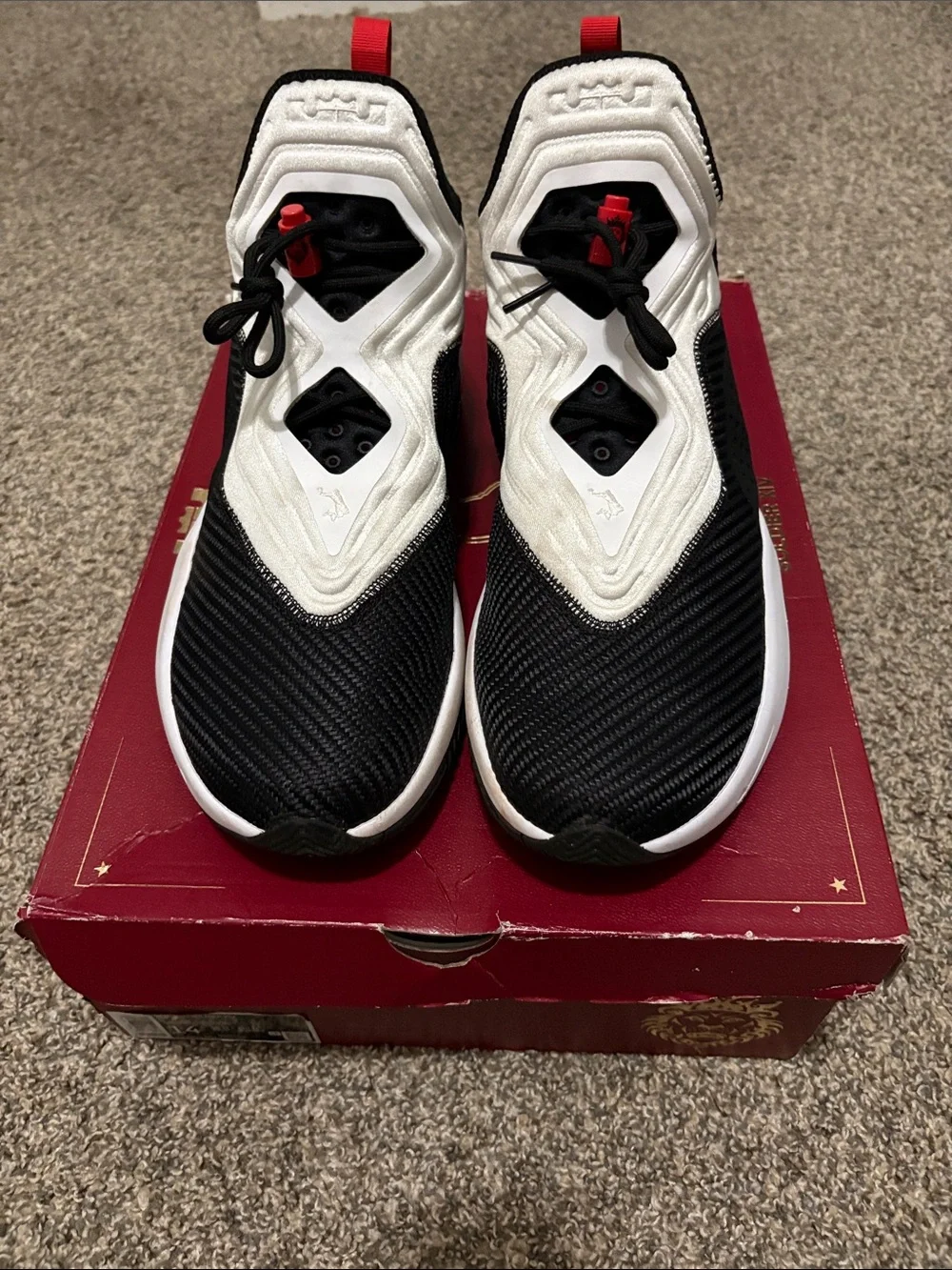 Men's Black & White Athletic Slip-On Sneakers